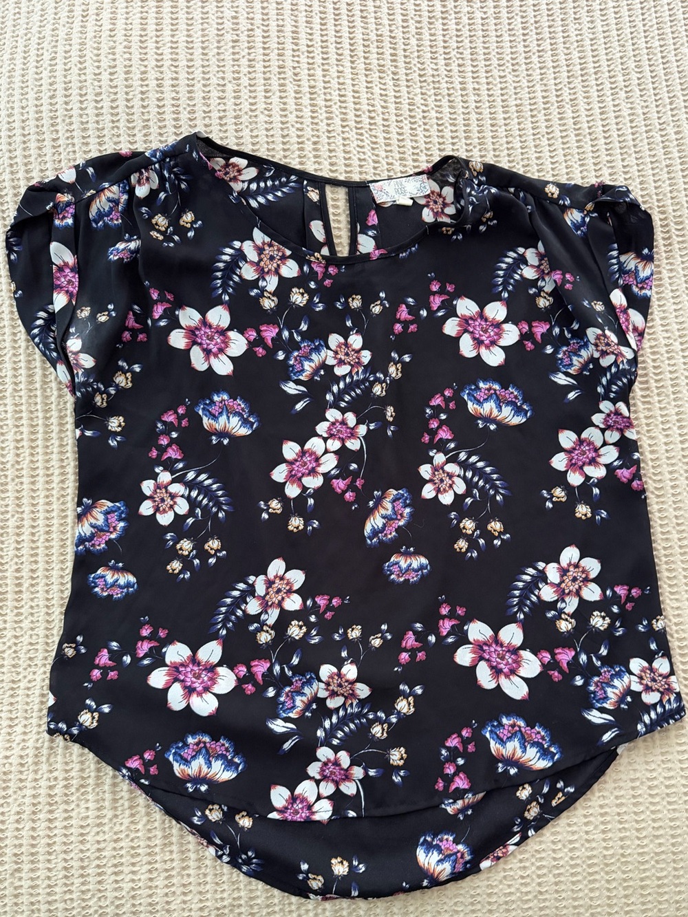Black Floral Short Sleeve Top